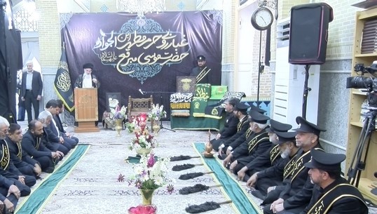 غبارروبی و عطرافشانی مرقد امامزاده موسی مبرقع (ع) در آستانه شهادت امام جواد (ع)